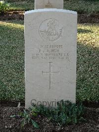 Salonika (Lembet Road) Military Cemetery - Finch, J J